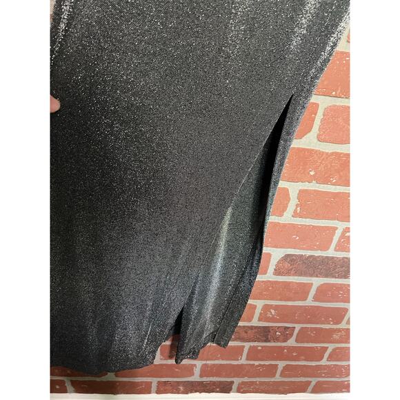 Sandra Ow-Wing Black and Silver Long Metallic Dress - 8 - Picture 5 of 8